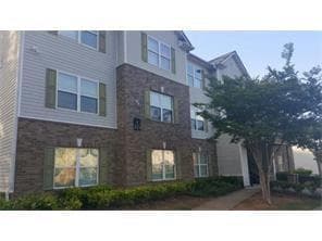 3 bedroom, 2 bathroom, 1,292 sq ft condominium for rent at 14204 Fairington Ridge Circle, Lithonia, GA 30038 for $1,550 a month — photo 1 of 7