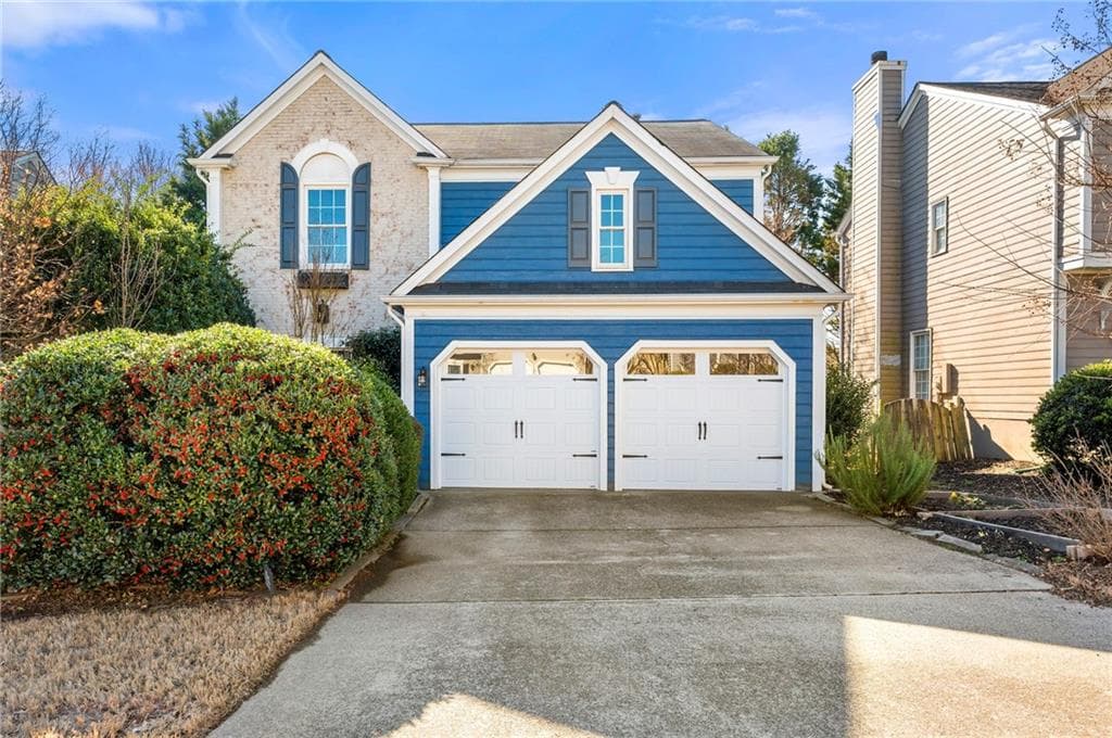 240 Leasingworth Way, Roswell, GA 30075 — most recent listing photo