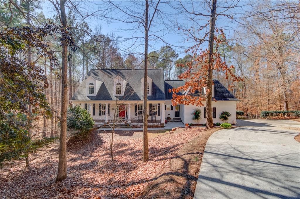 4 bedroom, 4 bathroom single family residence sold at 41 Doe Court, Hoschton, GA 30548