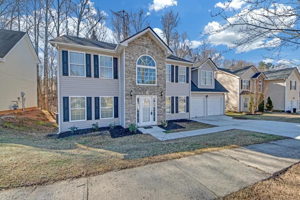 4 bedroom, 3 bathroom single family residence sold at 5043 Laythan Jace Court, Snellville, GA 30039