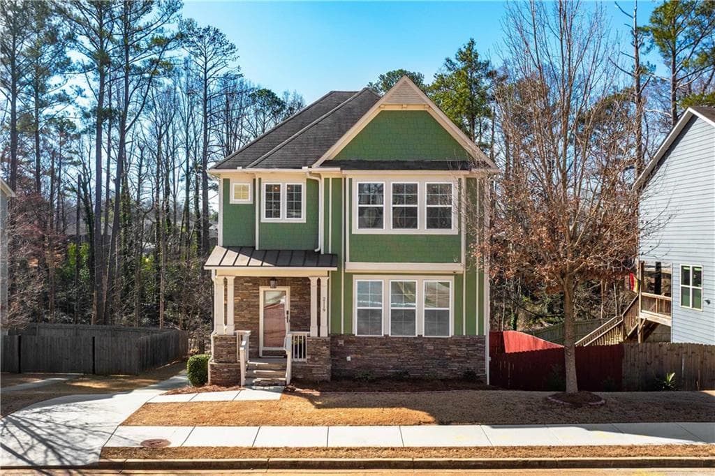 4 bedroom, 4 bathroom single family residence sold at 2119 Oak Knob Drive, Decatur, GA 30032
