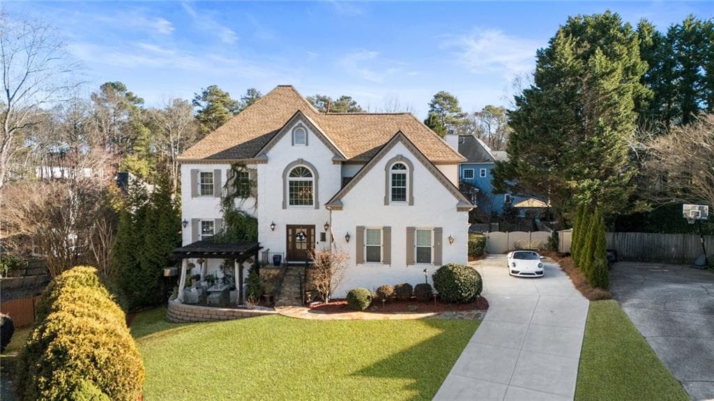 5 bedroom, 4 bathroom single family residence sold at 225 Arbor Creek Way, Roswell, GA 30076