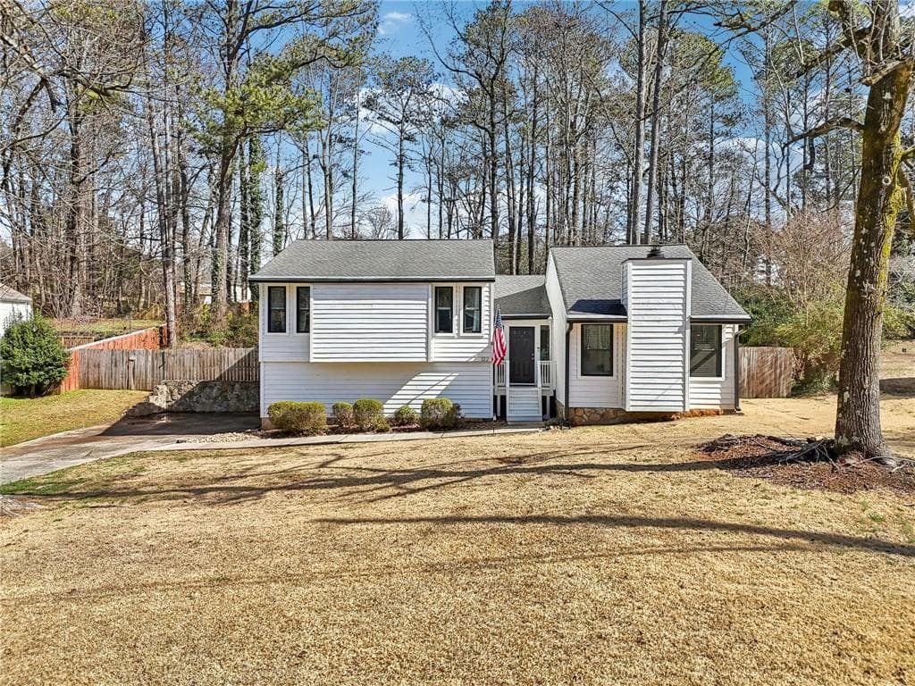 3 bedroom, 2 bathroom single family residence sold at 122 Dials Drive, Woodstock, GA 30188