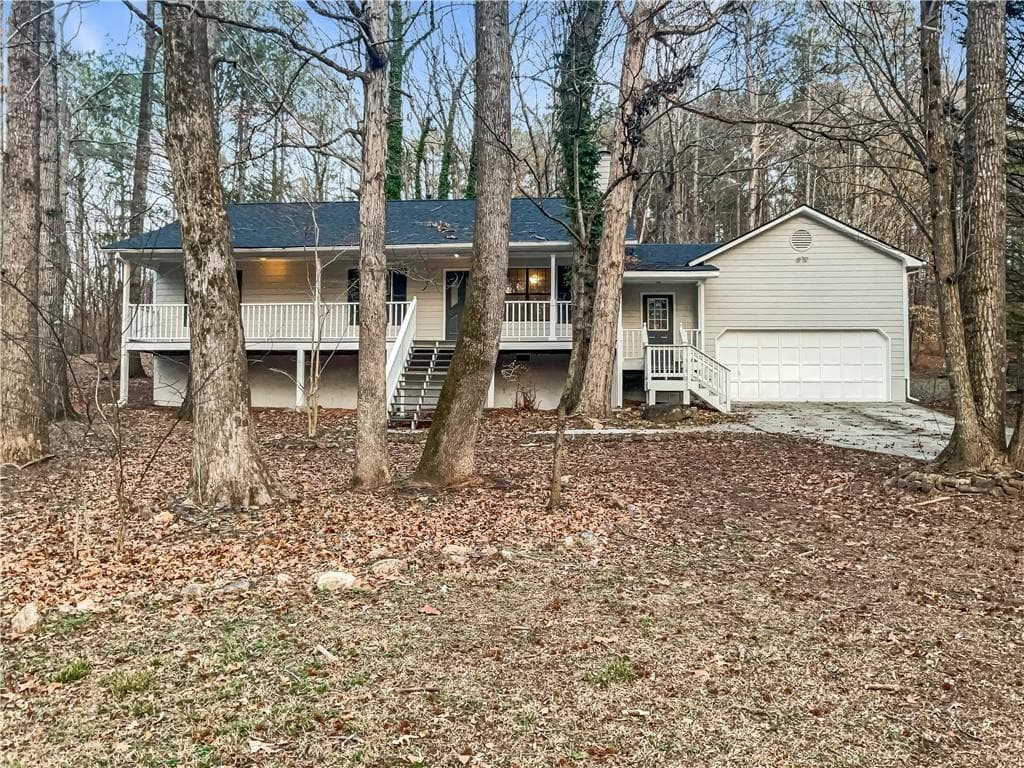 130 Pinewood Drive, Senoia, GA 30276 — most recent listing photo