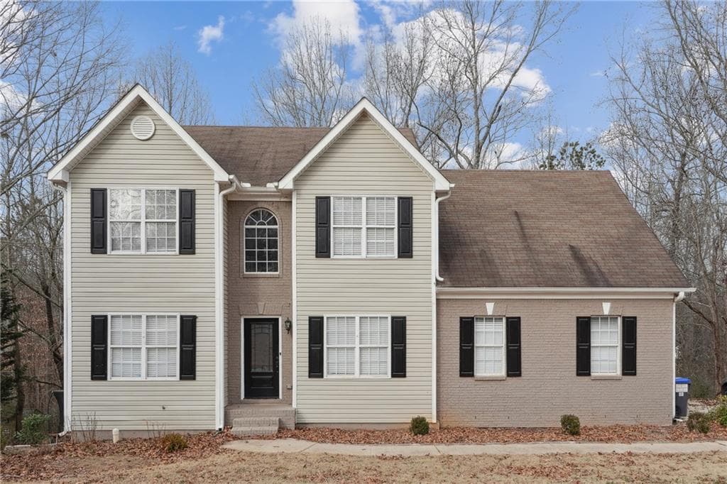4 bedroom, 3 bathroom single family residence sold at 4586 Duane Drive, Buford, GA 30519