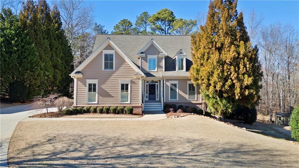 5 bedroom, 4 bathroom, 4,361 sq ft single family residence sold at 4760 Green Summers Drive, Cumming, GA 30028