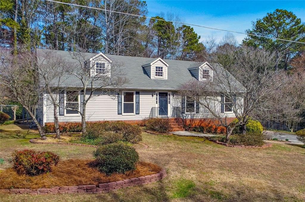 4 bedroom, 3 bathroom, 2,712 sq ft single family residence sold at 3338 Ethan Drive, Marietta, GA 30062