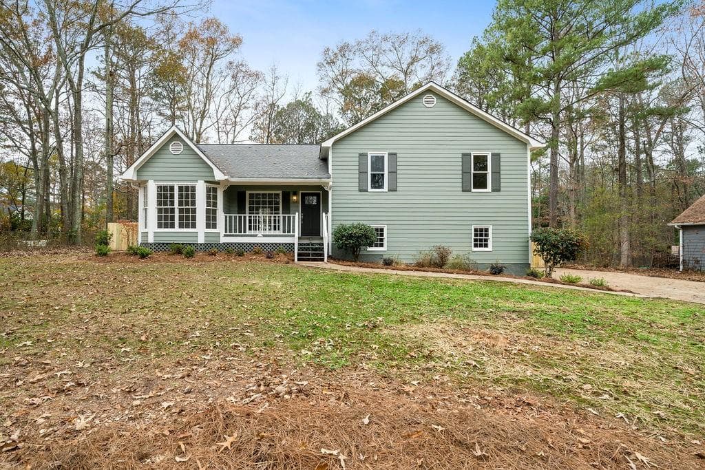 3 bedroom, 2 bathroom single family residence sold at 412 Ladora Drive, Dallas, GA 30157