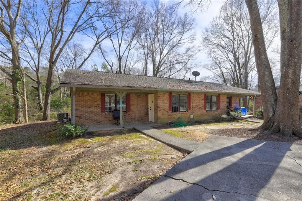 duplex sold at 1030 Barn Oak Court, Conyers, GA 30012