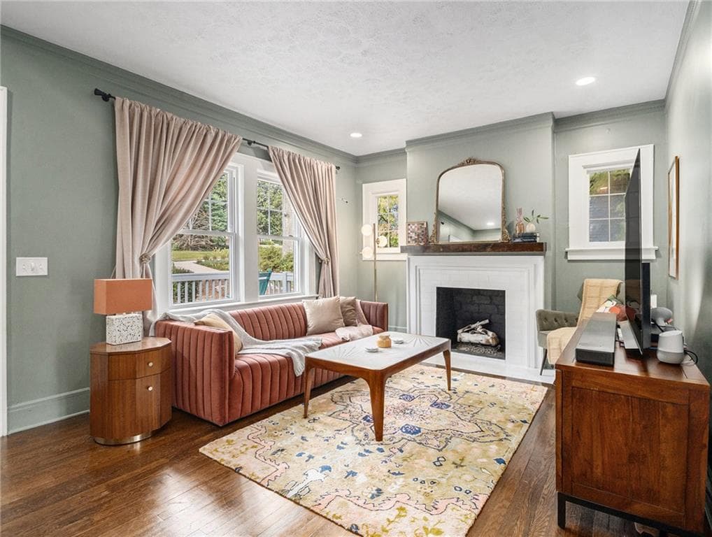 3 bedroom, 2 bathroom, 1,478 sq ft single family residence sold at 427 S Columbia Drive, Decatur, GA 30030