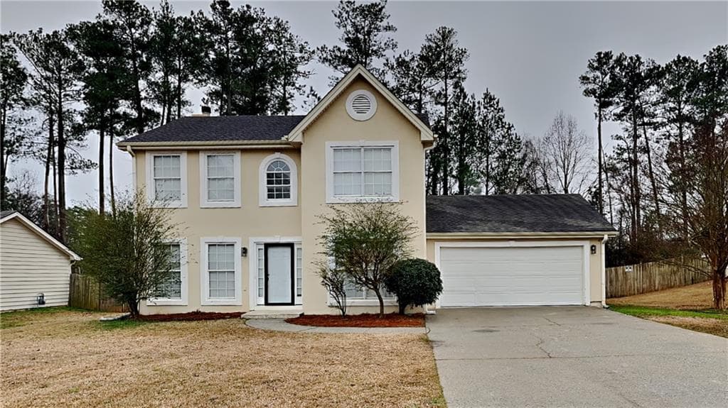 3 bedroom, 3 bathroom single family residence sold at 8541 Glendevon Court, Riverdale, GA 30274