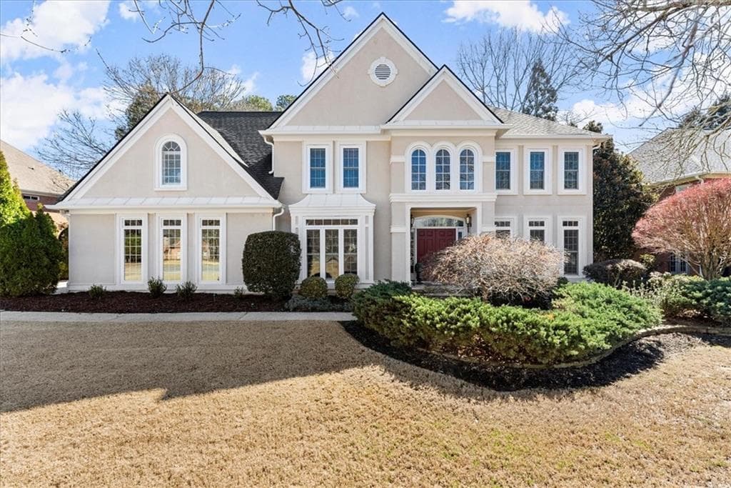 5 bedroom, 5 bathroom single family residence sold at 8140 High Hampton Chase, Alpharetta, GA 30022