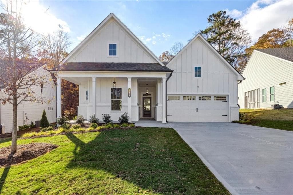 4 bedroom, 3 bathroom single family residence sold at 1100 Cooks Farm Way, Woodstock, GA 30189