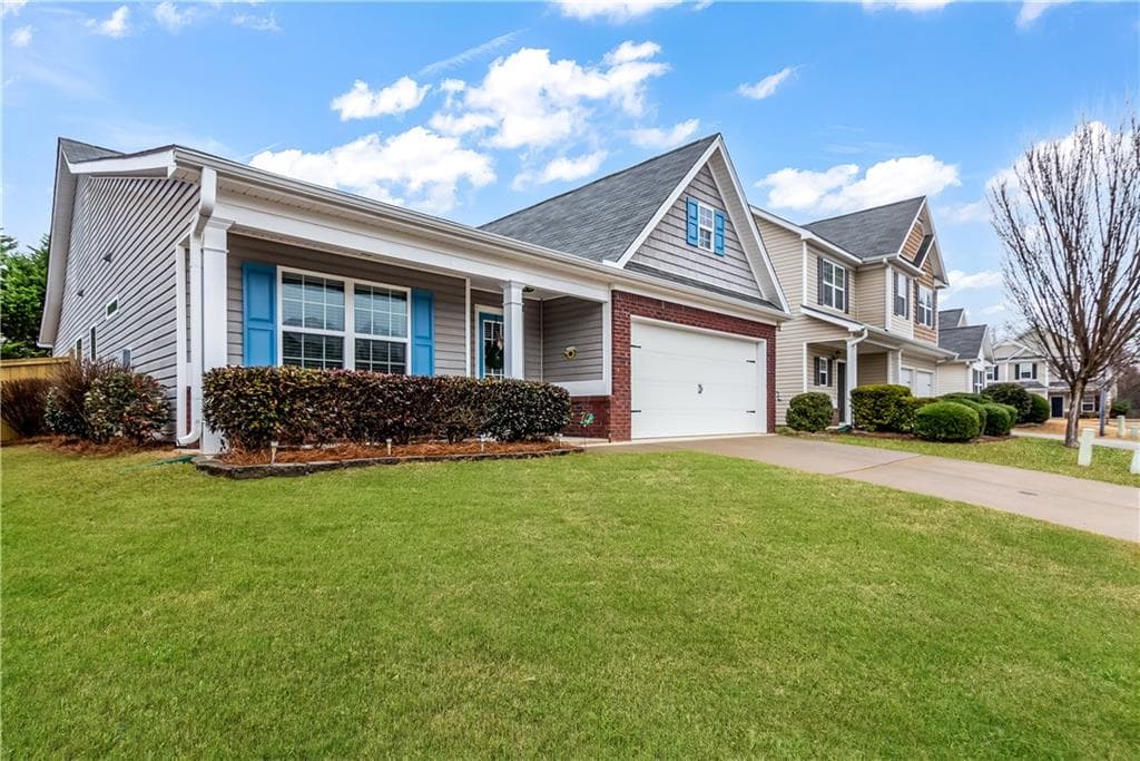 3 bedroom, 2 bathroom single family residence sold at 521 Gardenview Road, Canton, GA 30114