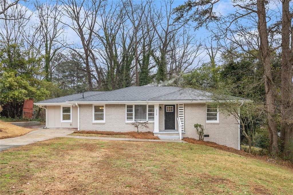 4 bedroom, 2 bathroom, 1,435 sq ft single family residence sold at 2328 STARLINE Drive, Decatur, GA 30032