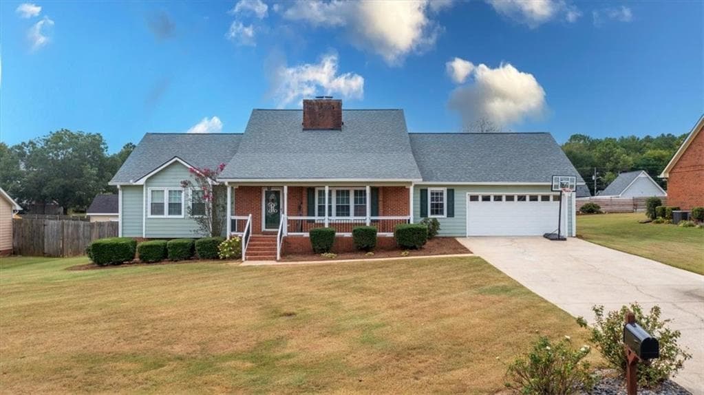 3 bedroom, 3 bathroom single family residence sold at 11 Leawood Court, Lindale, GA 30147