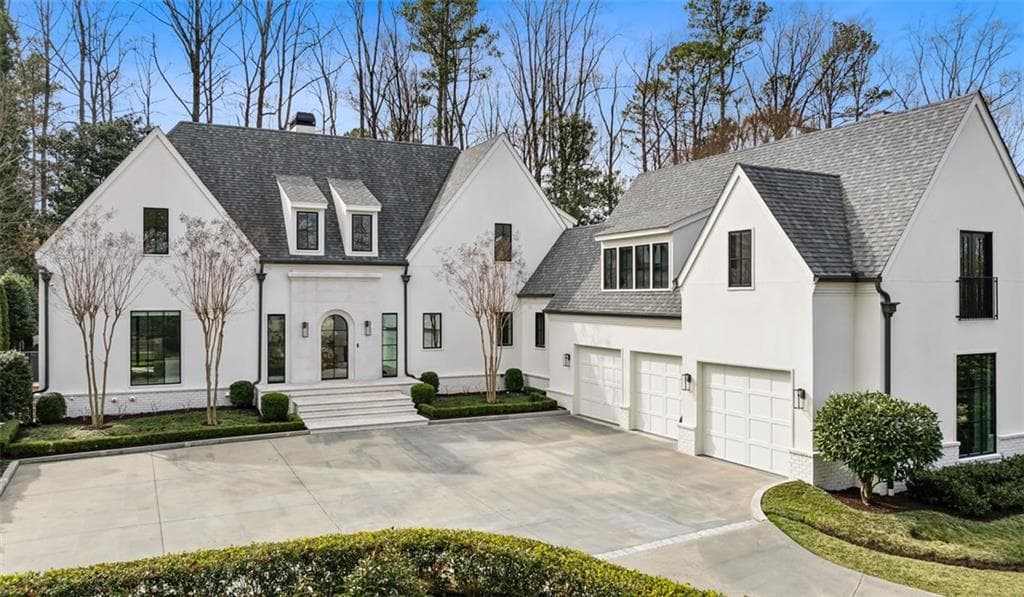 5 bedroom, 6 bathroom single family residence sold at 100 Tuxedo Terrace, Atlanta, GA 30342