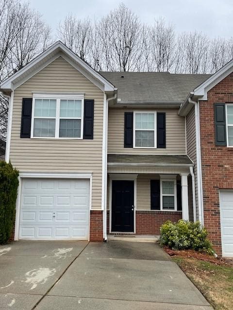 3 bedroom, 3 bathroom townhouse sold at 1606 Little Creek Drive, Lawrenceville, GA 30045