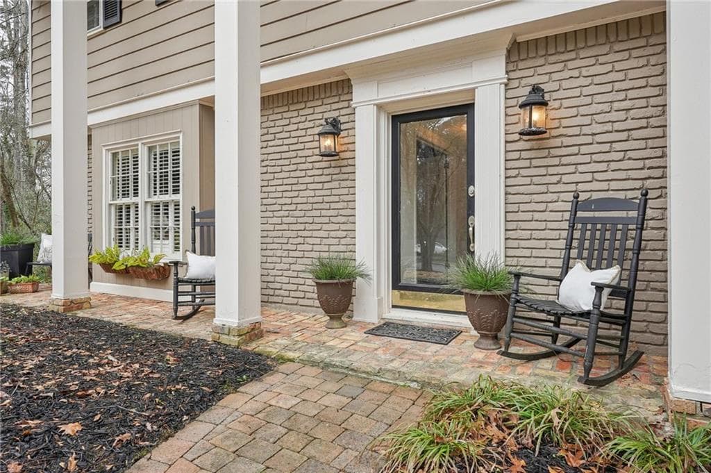 3 bedroom, 3 bathroom, 2,176 sq ft single family residence sold at 2528 Fernleaf Court, Atlanta, GA 30318