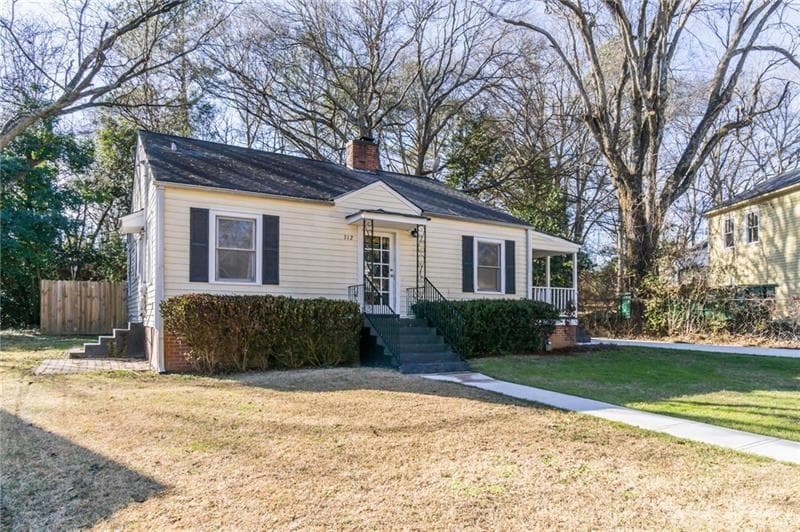 3 bedroom, 1 bathroom, 1,024 sq ft single family residence for rent at 312 Phillips Drive, Marietta, GA 30060 for $2,000 a month — photo 2