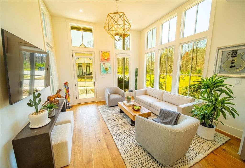 2 bedroom, 2 bathroom, 1,185 sq ft single family residence for sale at 155 Mado Lane, Palmetto, GA 30268 — photo 2
