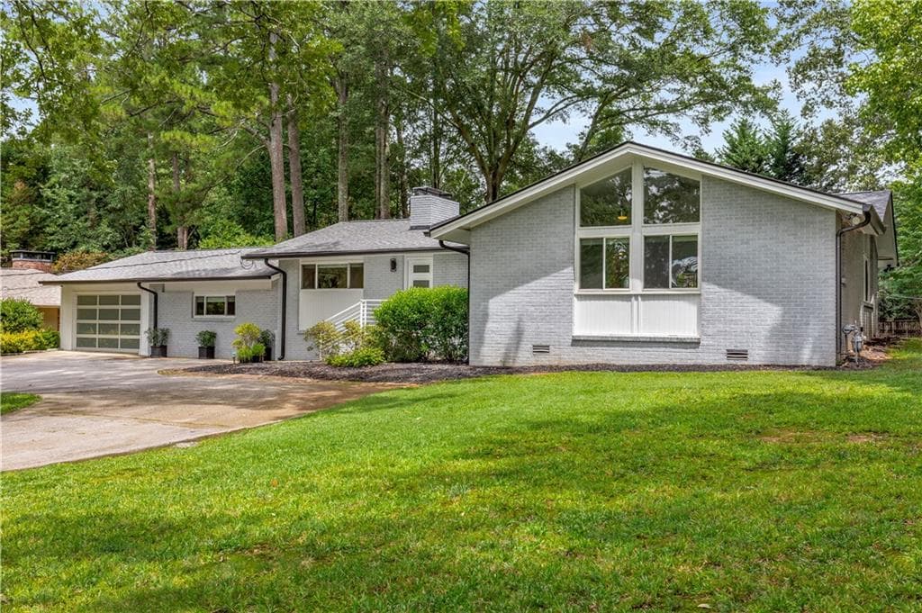 4 bedroom, 2 bathroom single family residence sold at 3306 Briarcliff Road, Atlanta, GA 30345