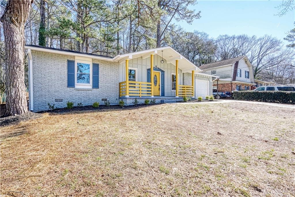 3 bedroom, 2 bathroom single family residence sold at 6058 Ledgewood Drive, Forest Park, GA 30297