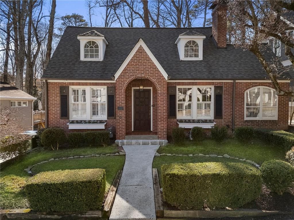 3 bedroom, 2 bathroom, 2,192 sq ft single family residence sold at 787 Martina Drive, Atlanta, GA 30305