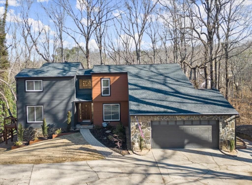 6 bedroom, 4 bathroom, 2,827 sq ft single family residence sold at 1750 Branch Valley Drive, Roswell, GA 30076