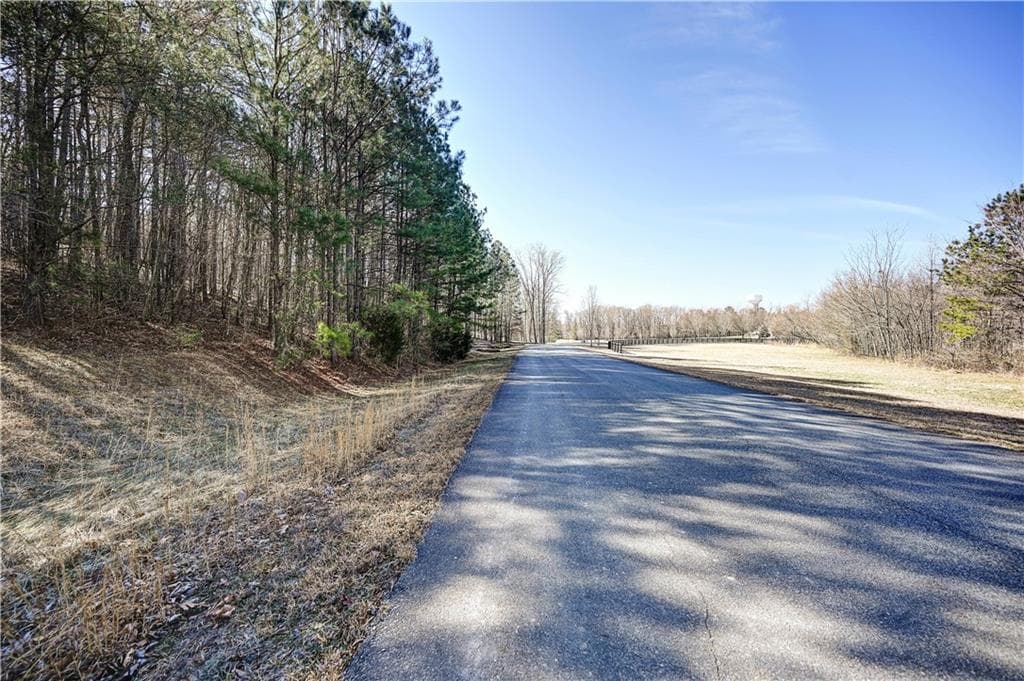 single family residence for sale at 29 Saratoga Drive, Rydal, GA 30171 — photo 6