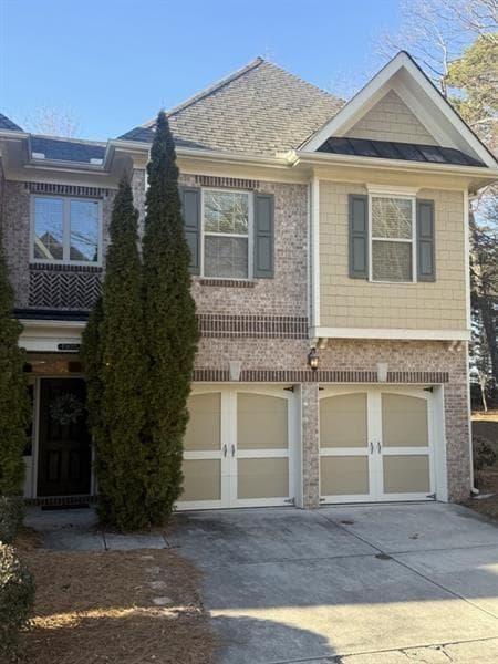 7900 Glisten Avenue, Sandy Springs, GA 30328 — most recent listing photo