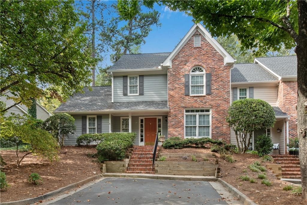 3 bedroom, 3 bathroom townhouse sold at 146 River Ridge Lane, Roswell, GA 30075