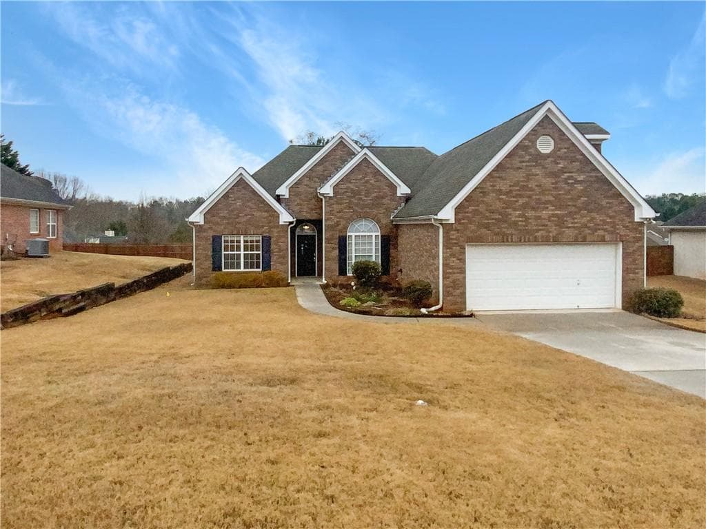 3 bedroom, 2 bathroom single family residence sold at 123 Laurel Springs Drive, Mcdonough, GA 30253