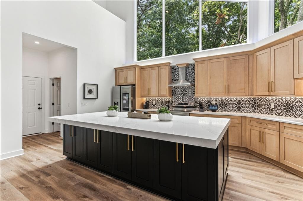 5 bedroom, 5 bathroom, 6,150 sq ft single family residence for sale at 297 Fairview Court, Jasper, GA 30143 — photo 9