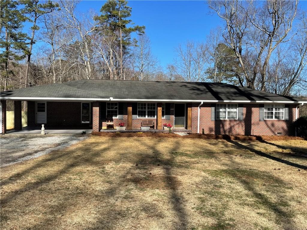 3 bedroom, 3 bathroom single family residence sold at 5950 Thompson Bridge Road, Murrayville, GA 30564