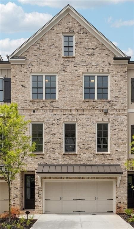 3 bedroom, 4 bathroom townhouse sold at 1041 Endeavour Court, Marietta, GA 30064