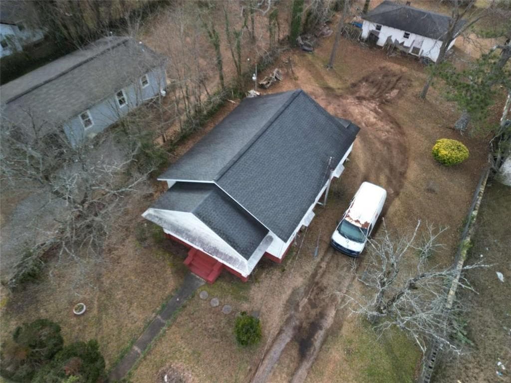 2 bedroom, 1 bathroom, 868 sq ft single family residence sold at 402 E 19th Street, Rome, GA 30161