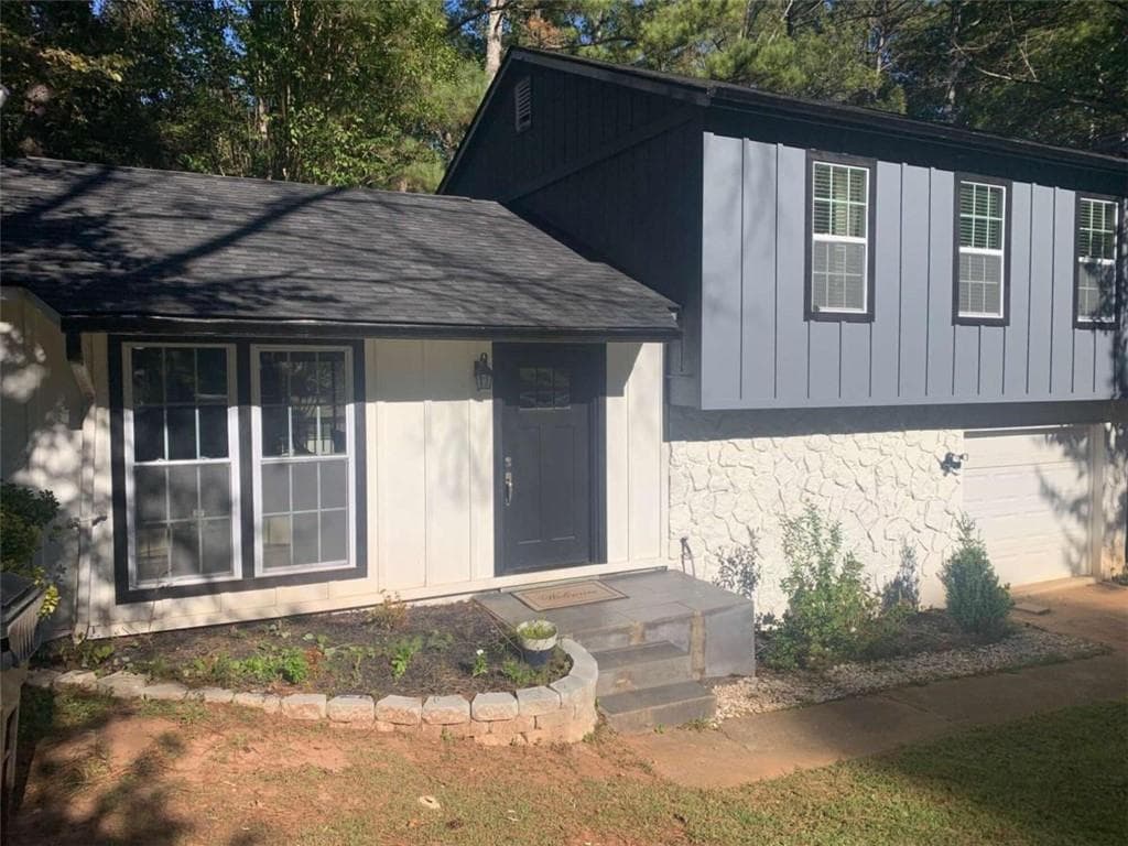 4 bedroom, 2 bathroom single family residence sold at 665 Old Manor Road, Lilburn, GA 30047