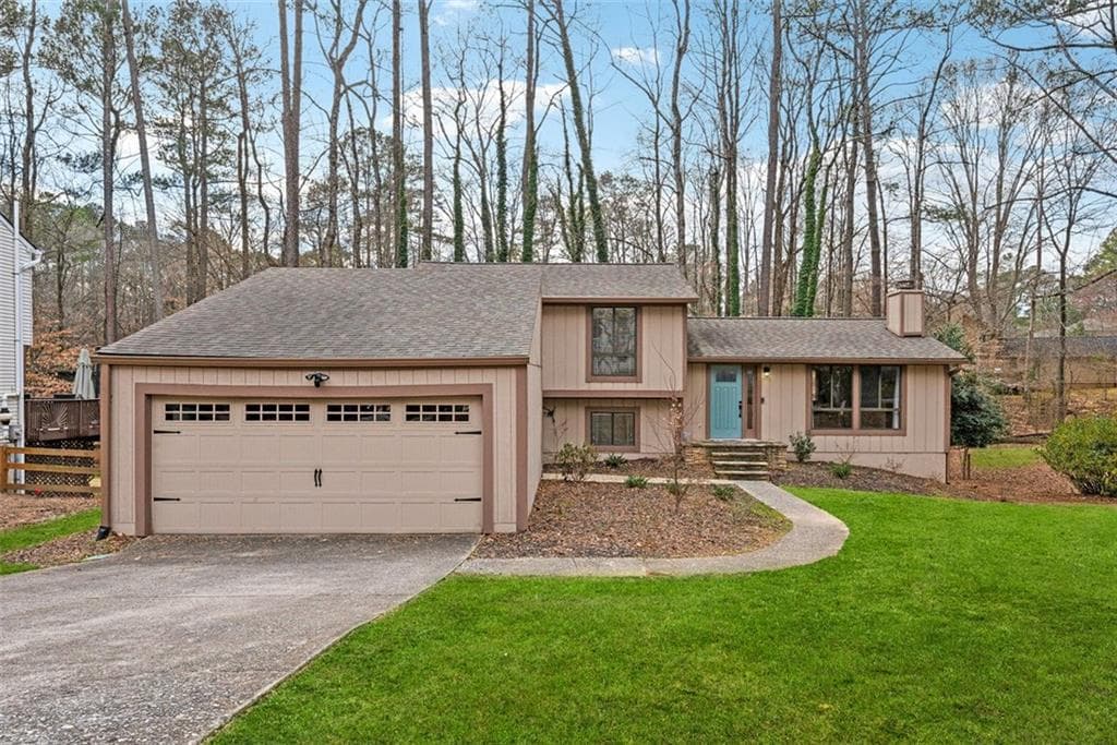 4 bedroom, 3 bathroom single family residence sold at 9480 HILLSIDE Drive, Roswell, GA 30076