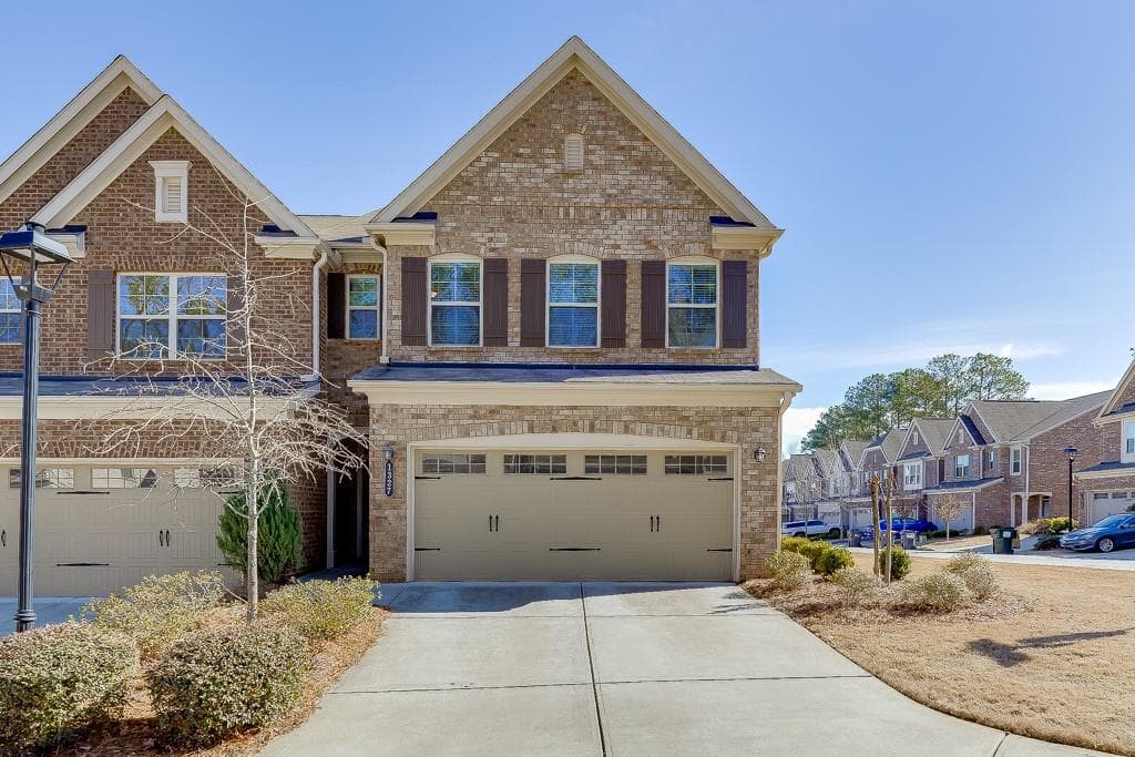 1327 Lanier Vista Drive, Buford, GA 30518 — most recent listing photo