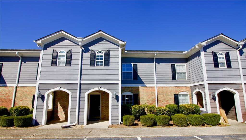 3 bedroom, 3 bathroom townhouse sold at 506 Summer Place, Norcross, GA 30071