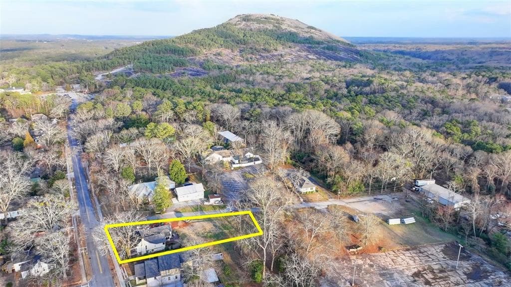 2 bedroom, 1 bathroom single family residence sold at 5435 E Mountain Street, Stone Mountain, GA 30083