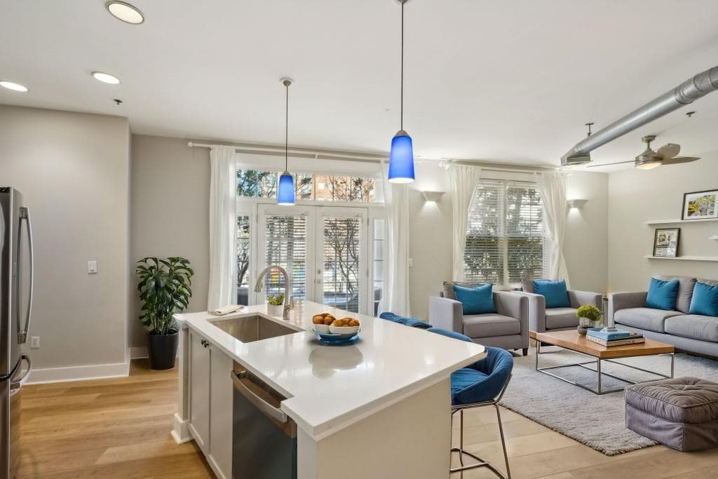 1 bedroom, 1 bathroom, 803 sq ft condominium sold at 1029 Piedmont Avenue 101, Atlanta, GA 30309