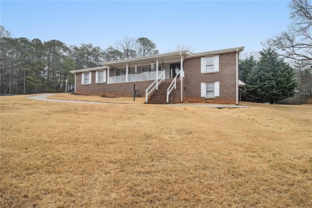 6069 Shallow Wood Lane, Douglasville, GA 30135 — most recent listing photo