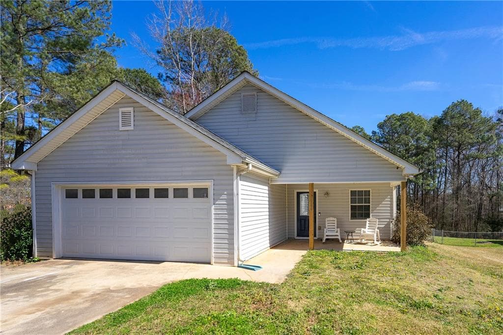 3 bedroom, 2 bathroom single family residence sold at 100 Mountainside Lane, Covington, GA 30016
