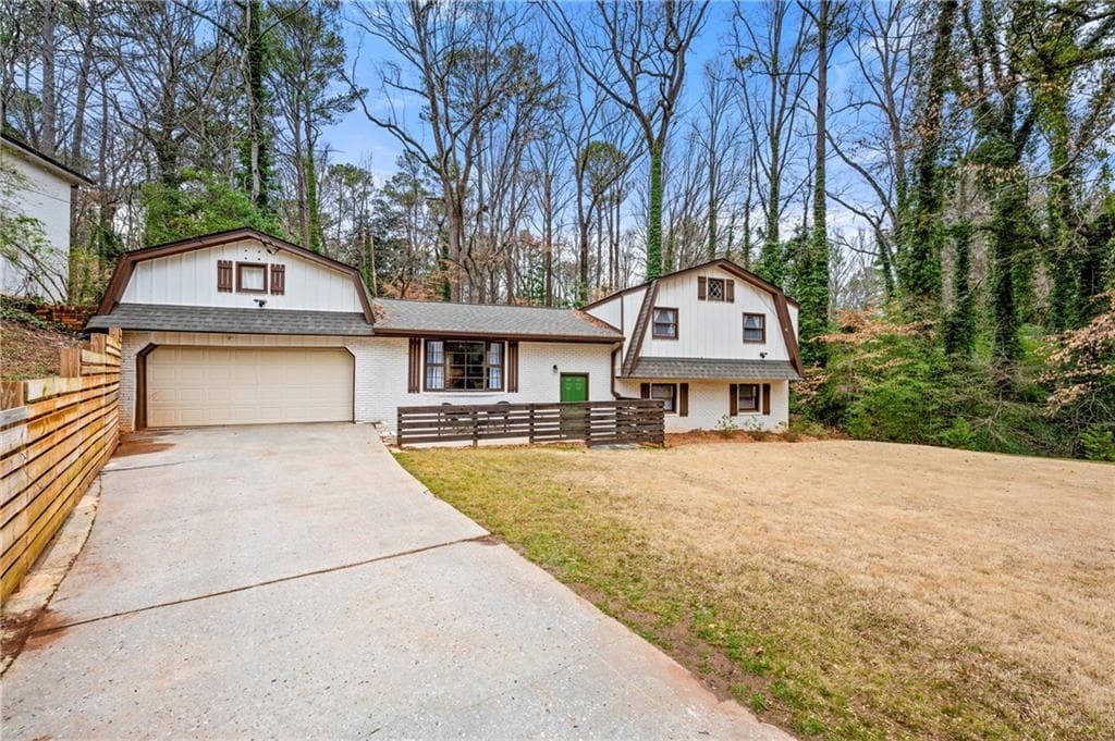 3 bedroom, 3 bathroom single family residence sold at 3457 Scenic Drive, East Point, GA 30344