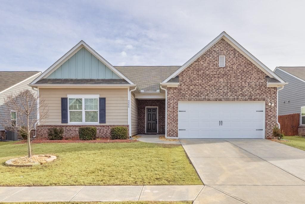 5 bedroom, 3 bathroom, 2,435 sq ft single family residence sold at 4444 Kendrick Circle, Loganville, GA 30052