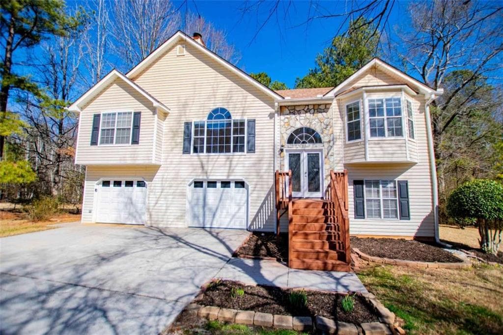 3 bedroom, 3 bathroom single family residence sold at 457 Bridge Landing, Douglasville, GA 30134