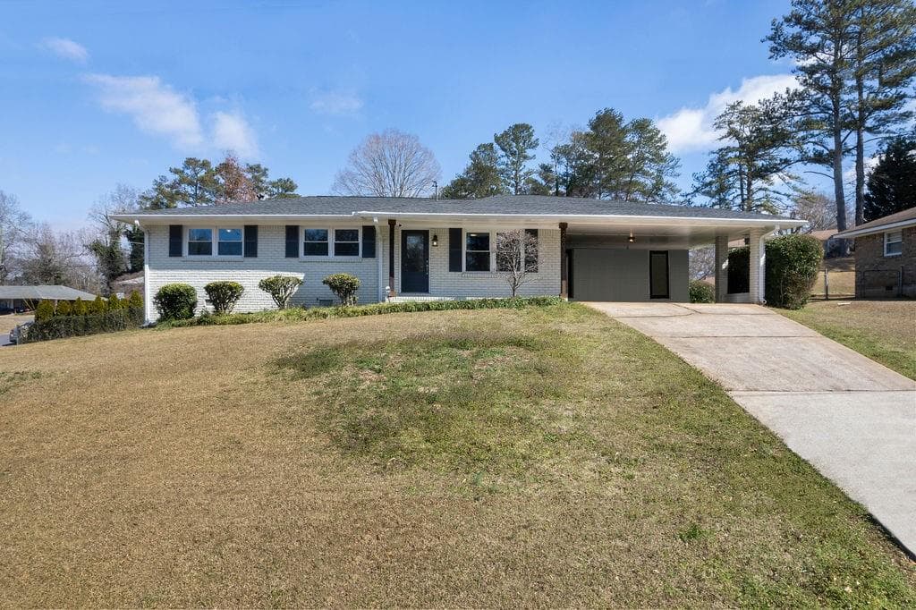 3 bedroom, 2 bathroom single family residence sold at 2601 Callaway Road, Marietta, GA 30008