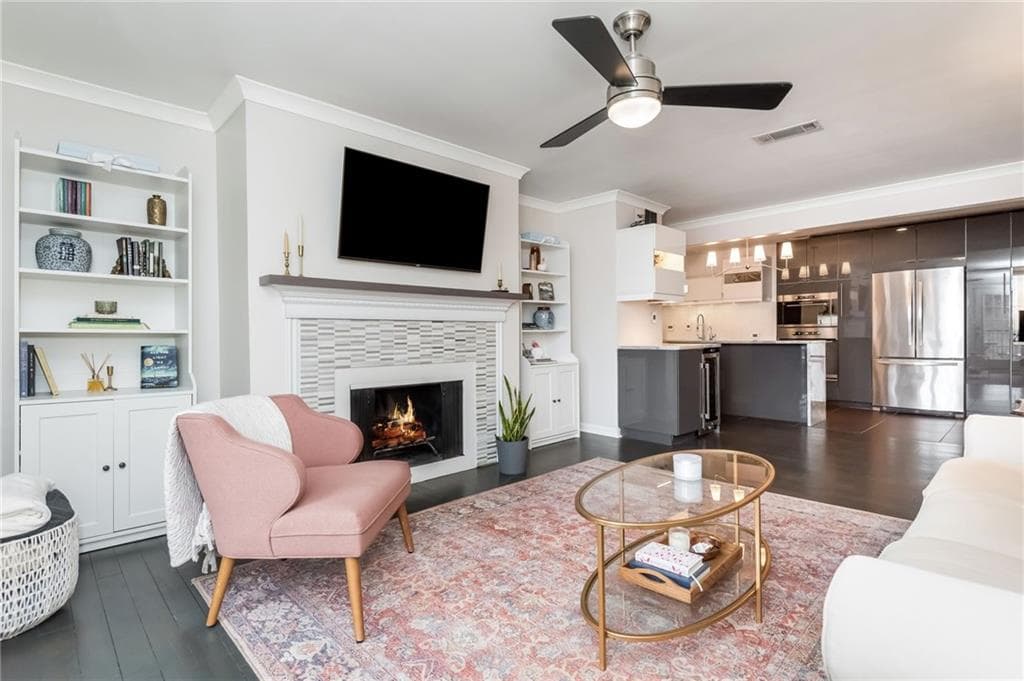 2 bedroom, 2 bathroom condominium sold at 3533 Essex Avenue 77, Atlanta, GA 30339